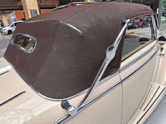Mercedes-Benz 220 Cabriolet A