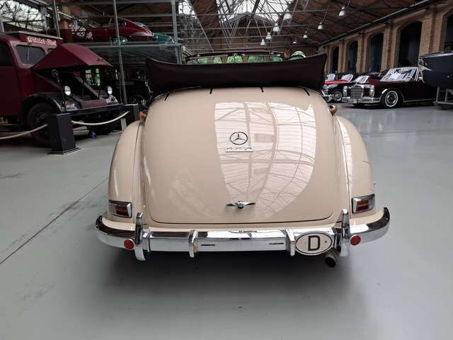 Mercedes-Benz 220 Cabriolet A