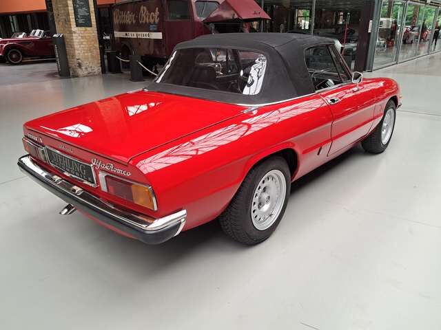 Alfa Romeo Spider Veloce Spider