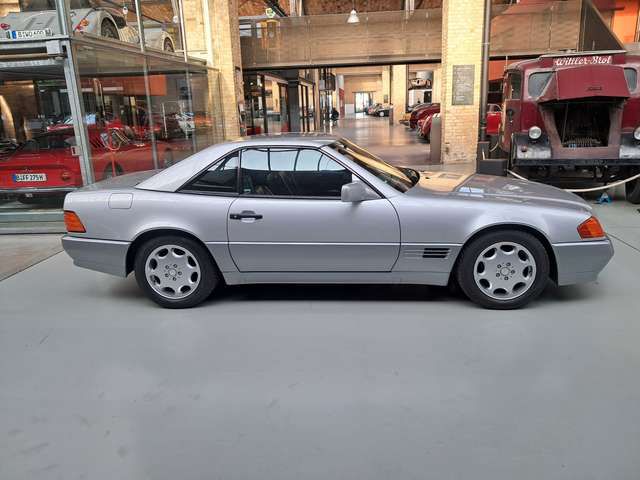 Mercedes-Benz SL 280