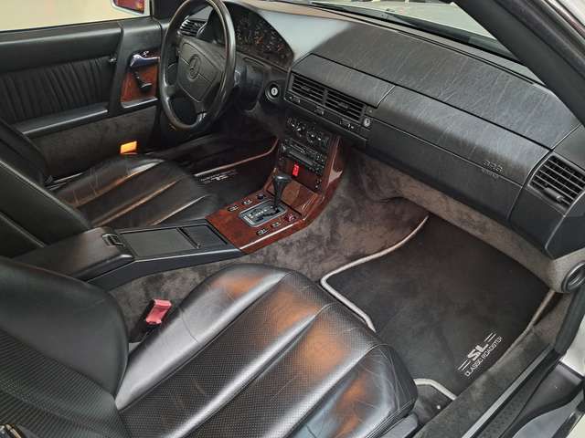 Mercedes-Benz SL 280