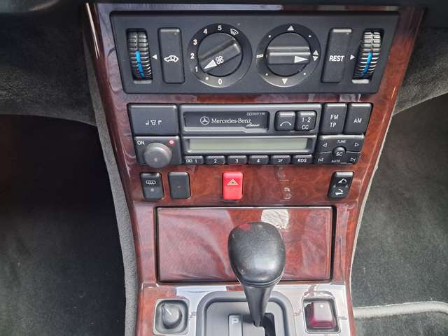 Mercedes-Benz SL 280