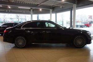 Mercedes-Benz E220 E 220 d AMG LINE LED 360°20 ZO AHK KÜHLER BEL