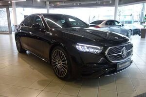 Mercedes-Benz E220 E 220 d AMG LINE LED 360°20 ZO AHK KÜHLER BEL