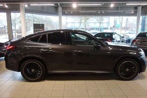 Mercedes-Benz GLC 300 GLC 300 d 4M AMG PANO STANDH BURM DISTR DIGI 20 