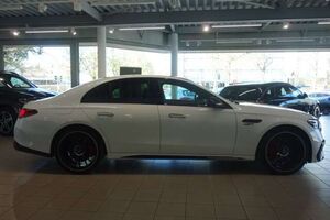 Mercedes-Benz E53 AMG E 53 Hybrid 4M PERF SITZE PANO FAHR PAK CARBO 21