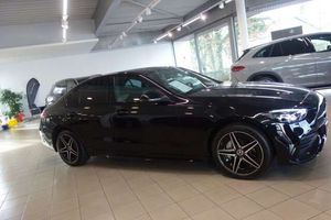 Mercedes-Benz C300 C 300 de 4M AMG PANO HEAD FAHR PAK MEMO SITZ KLI