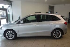 Mercedes-Benz B180 B 180 PROGRESSIVE AHK MBUX BUISNESS PAK SHZ Navi