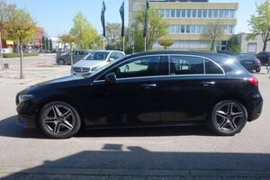Mercedes-Benz A200 A 200 AMG LINE ADV PLUS PANO KAMERA LED VOR.DIST