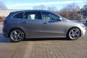 Mercedes-Benz B220 B 220 4M AMG PANO STANDH AHK 360 DISTR LED KEYL