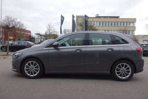 Mercedes-Benz B200 B 200 PROGRESSIVE LED KAMERA MBUX SHZ PARK ASS