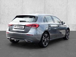 Mercedes-Benz A180 Edition Allwetterreifen, Metallic, Alufelgen Navi