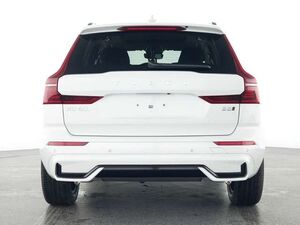 Volvo XC60 FACELIFT Plus Dark AWD HUD AHK Digitales Cockpit M