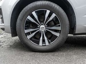 Volvo XC60 Momentum Pro 2WD Digitales Cockpit Soundsystem LED