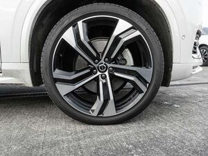Volvo XC90 Plus Bright AWD 7-Sitzer AD StandHZG AHK Digitales