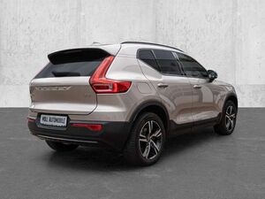 Volvo XC40 Plus Dark 2WD El. Panodach Digitales Cockpit Memor