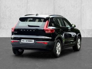 Volvo XC40 Momentum Core 2WD Navi Digitales Cockpit Soundsyst