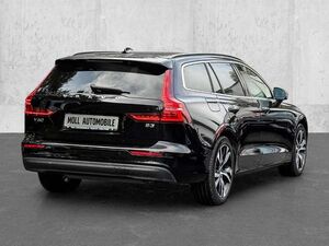 Volvo V60 Kombi Core Digitales Cockpit Soundsystem LED Kurve