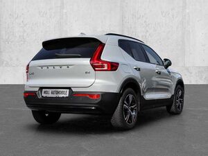 Volvo XC40 Plus Dark 2WD B4 EU6d Navi Digitales Cockpit Memor