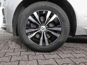 Volvo XC60 Momentum Pro 2WD Digitales Cockpit Soundsystem LED