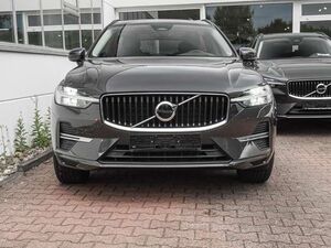 Volvo XC60 Core 2WD AHK Digitales Cockpit Soundsystem LED Spe