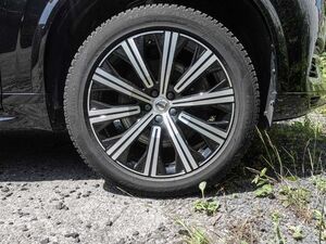 Volvo XC90 Plus Bright Recharge Plug-In Hybrid AWD 7-Sitzer S