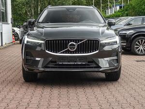 Volvo XC60 Momentum Pro 2WD Digitales Cockpit Soundsystem 360