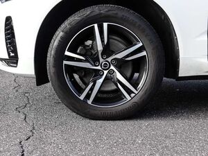 Volvo XC60 R Design 2WD B4 Diesel EU6d Navi Digitales Cockpit