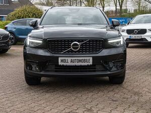 Volvo XC40 Plus Dark 2WD Digitales Cockpit Memory Sitze Sound