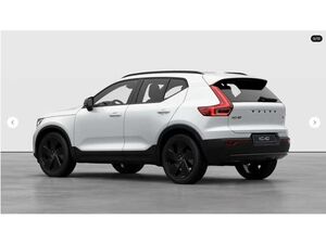 Volvo XC40 B3 Plus Black Edition Frontscheibenheizung