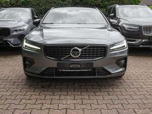 Volvo V60 Kombi R Design B4 Benzin EU6d AHK StandHZG El. Pan