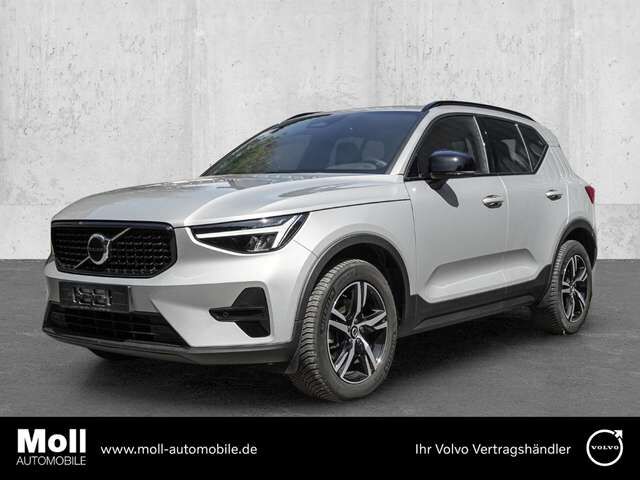 Volvo XC40 Plus Dark 2WD Digitales Cockpit Memory Sitze Sound