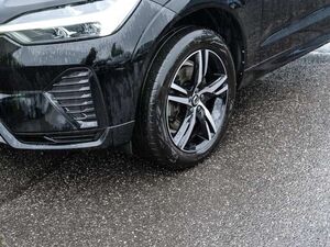 Volvo XC60 R Design B4 2WD Digitales Cockpit Memory Sitze Sou