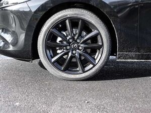 Mazda 3 Homura 2.5L e-SKYACTIV G 140PS 6MT FWD