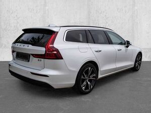 Volvo V60 Kombi Core Digitales Cockpit Soundsystem LED Kurve