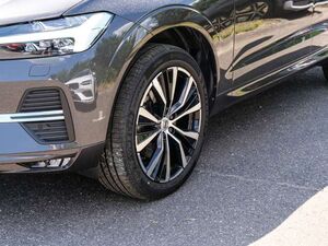 Volvo XC60 Core 2WD StandHZG AHK Digitales Cockpit Soundsyste