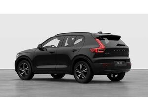 Volvo XC40 Plus Dark 2WD 360 Grad Kamera Standh. Licht-Paket