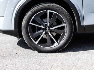 Nissan Qashqai Tekna Navi Soundsystem Bose 360 Kamera LED Dyn. Ku