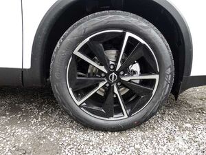 Nissan Qashqai Tekna 1.3 DIG-T MHEV 158PS Xtronic 4x2 PGD BOSE