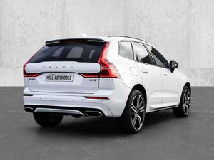 Volvo XC60 R Design AWD HUD StandHZG AHK El. Panodach Navi Le