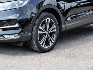 Nissan Qashqai N-Connecta Navi 360 Kamera Mehrzonenklima DAB Ambi