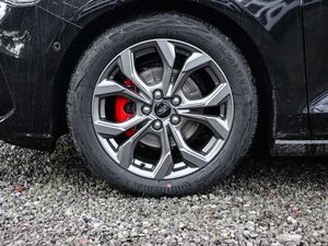Ford Focus Turnier ST-Line X 155PS Aut. FAP Winter Parking St