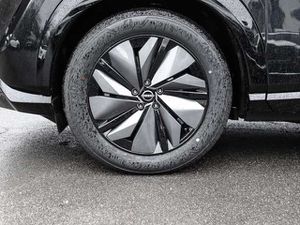 Nissan Ariya 63kWh Advance Pack Navi CCS AVM LED