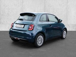 Fiat 500e Navi Soundsystem JBL Apple CarPlay Android Auto Kl