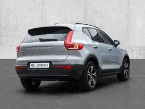 Volvo XC40 Plus Dark 2WD B4 EU6d Navi Digitales Cockpit Memor