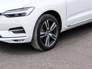 Volvo XC60 Inscription AWD StandHZG AHK Navi Leder Digitales