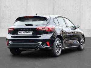 Ford Focus Titanium 125PS FAP Winter Parking