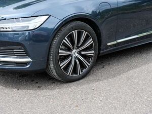 Volvo V90 Kombi Plus Bright Recharge Plug-In Hybrid AWD Stan