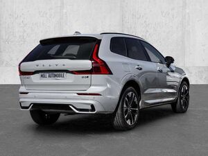 Volvo XC60 B5 AWD Plus Dark Panorama Head-Up