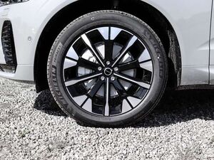 Volvo XC60 B5 AWD Plus Dark Panorama Head-Up